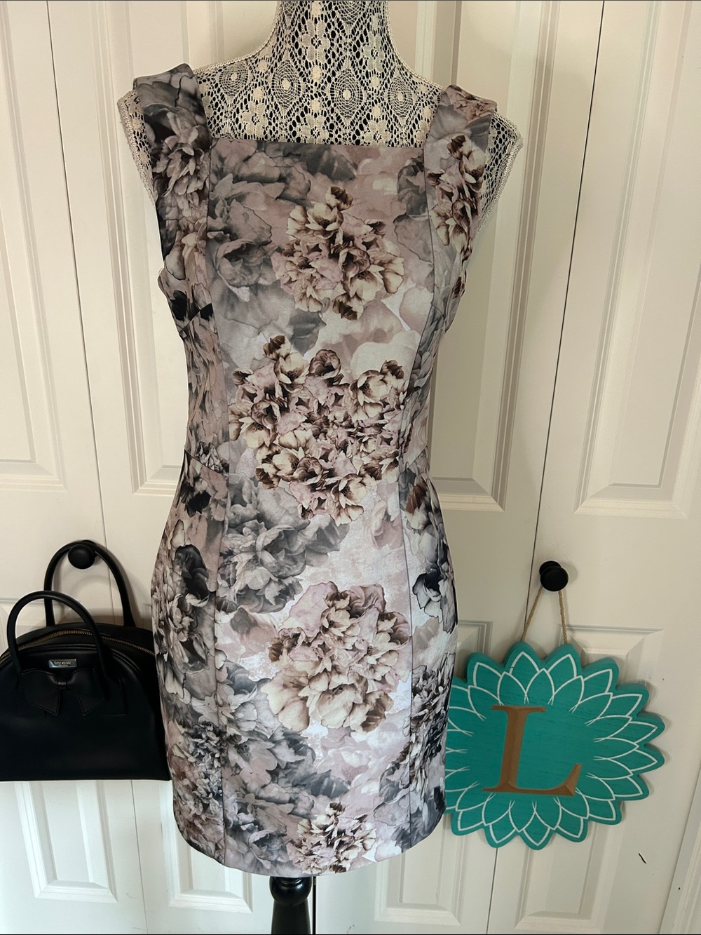 NWT H&M Pink & Gray Spring Floral Square Neck Bodycon Mini Dress - Size 8